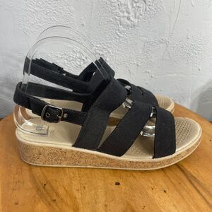 BZees Sandals Bravo Womens 9 Comfort Wedge Black Strappy Casual Travel